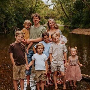 Meet your Posher, Britani